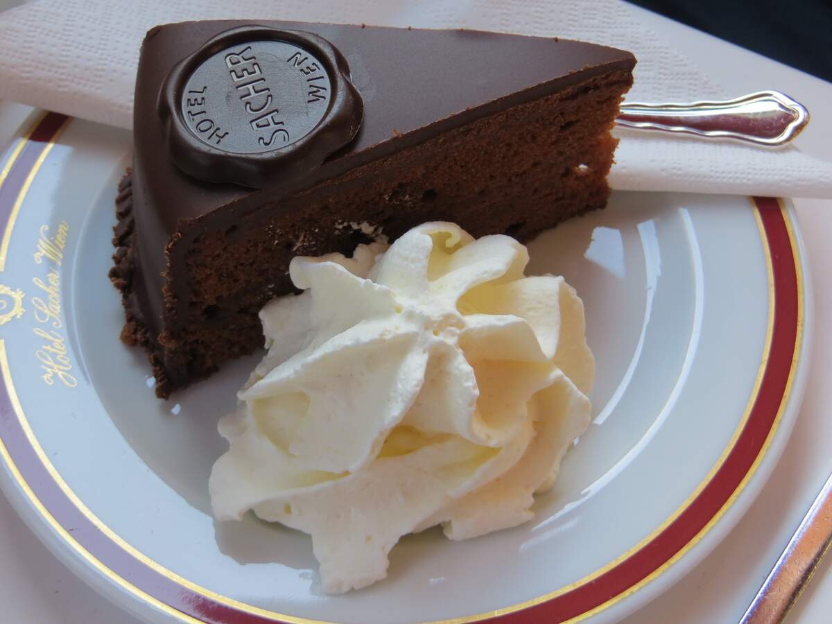 Sachertorte Cake - Treats Homemade